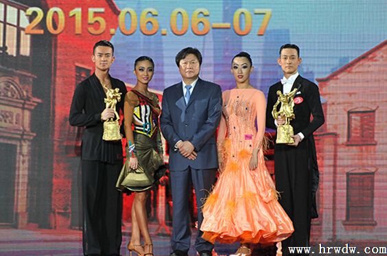 2015Їw赸_ِڶվRw^