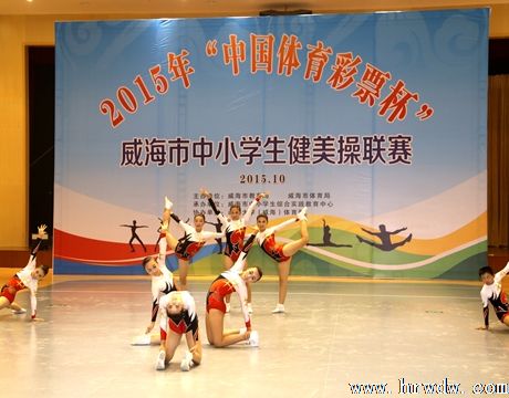 2015СWِY